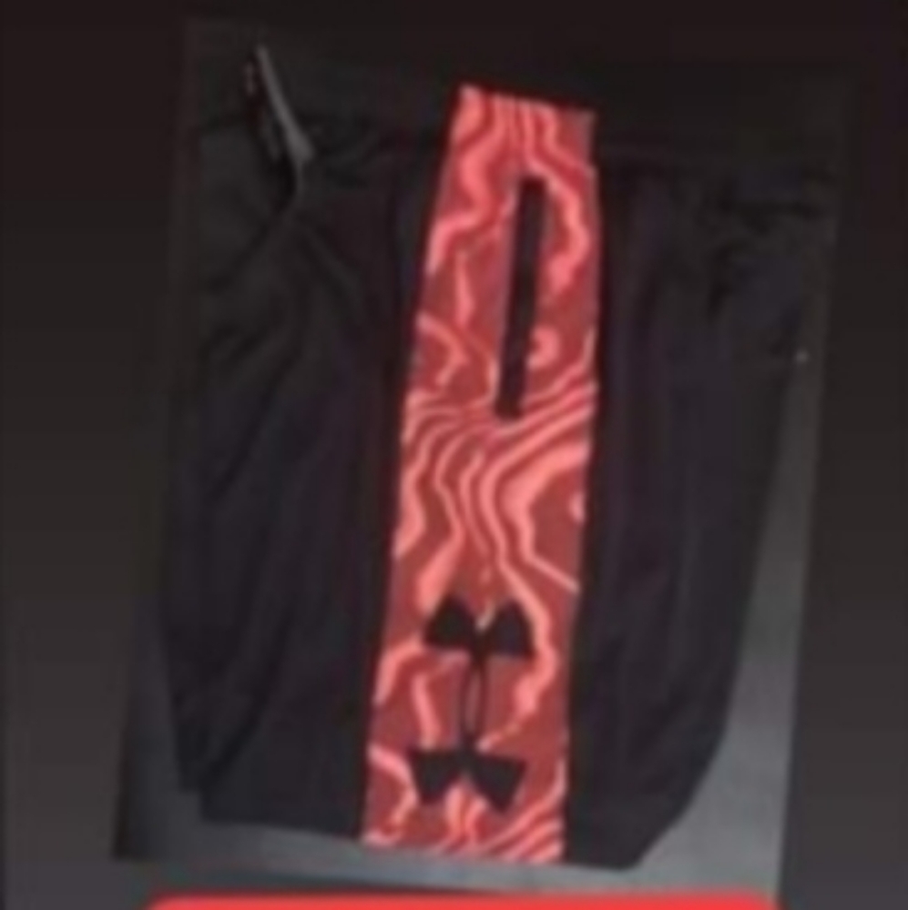 Under Armour short new